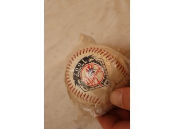 2001 NY Yankees Ball
