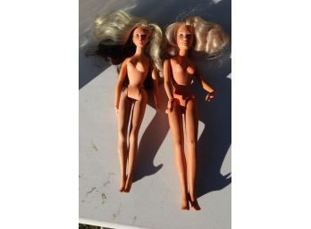 1970's Barbie Like Dolls