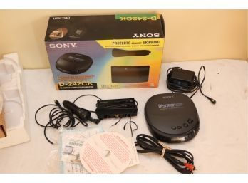 Sony Discman D-242CK Portable CD Player W/ Car Kit - Complete In Box