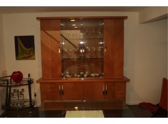 MODERN LIGHTED Glass Door China Hutch Display Cabinet Chrome Base  BEAUTIFUL Condition!