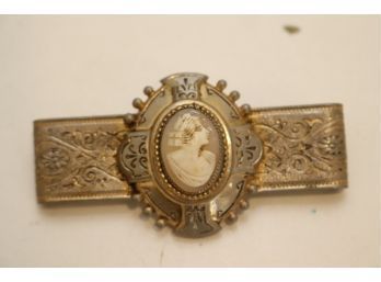 Interesting Vintage Cameo Brooch Pin