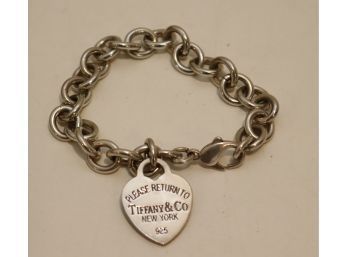 Vintage Sterling Silver Tiffany Bracelet 925. (N-8)