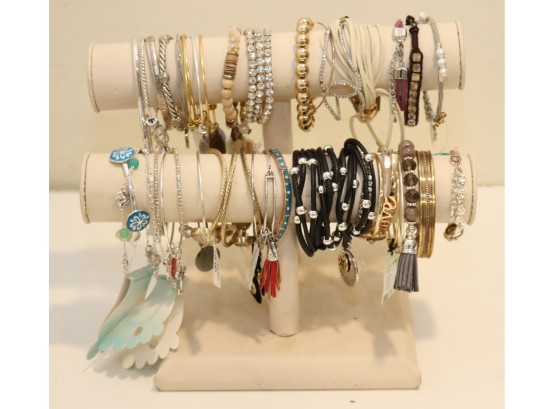 Assorted NEW Bracelets And Display Stand Cuffs, Bangles, Beads, Rhinestones Fashion Costume Jewlery (C-4)