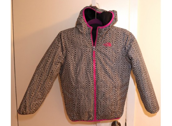 Reversible THE NORTH FACE PUFFER JACKET BLACK HOT PINK, AND ZEBRA!!! SIZE GIRLS M