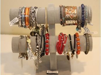 Assorted NEW Bracelets And Display Stand Cuffs, Bangles, Beads, Rhinestones Fashion Costume Jewlery (C-5)
