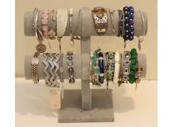 Assorted NEW Bracelets And Display Stand Cuffs, Bangles, Beads, Rhinestones Fashion Costume Jewlery (C-2)