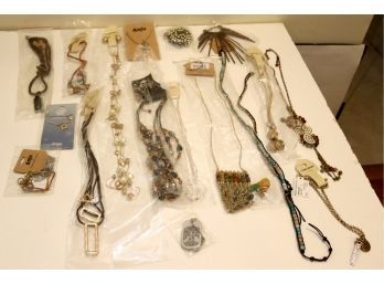 Assorted NEW Necklaces Charms, Beads, Rhinestones Fashion Costume Jewlery (C-9)