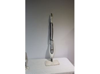 Shark Professional Series Steam Pocket Mop - Corderd - Silver And White