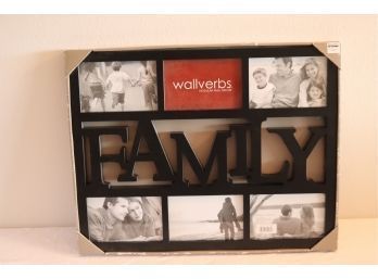 Wallverbs 'FAMILY' Picture Frame