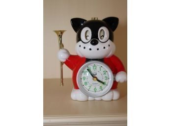 . Jinmei Quartz Alarm Clock Dog Cat Bugle WORKS RARE READ Retro Cat Felix