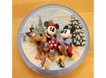 Disney 'Friends For All Seasons' Bradford Exchange Collector Plate WINTER DAYS