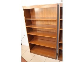 Wooden 4 Shelf Book Case. (BC-2)