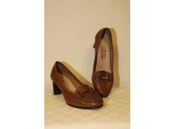 Salvatore Ferragamo Carmel Leather Loafer Heels With Buckle Size 6.5