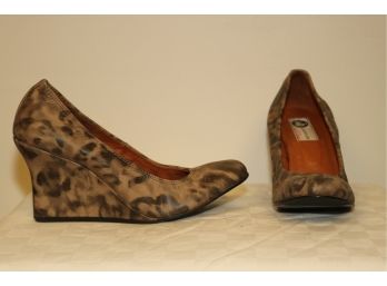 NEW NEVER WORN LANVIN Leopard Leather WEDGE Size 38
