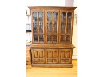 Vintage Ethan Allen China Hutch Breakfront With Glass Display Doors
