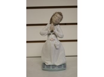 Lladro Communion Prayer Girl