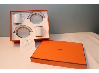HERMES Paris Chaine D'Ancre Porcelain Pair Of Tea Cups And Saucers In Box
