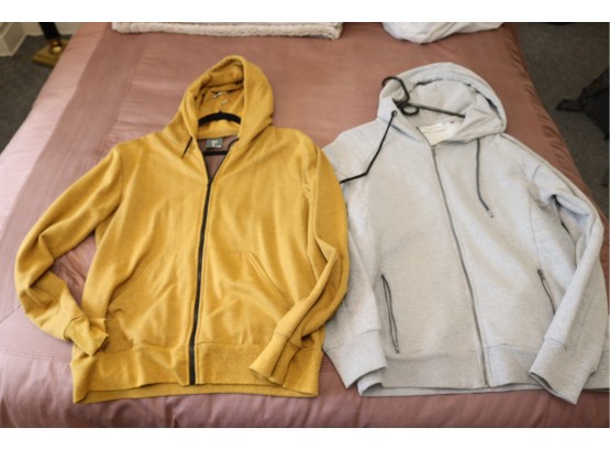 Pair Of Hoodies Sovereign Code, And BDG Size L. (BR-1)