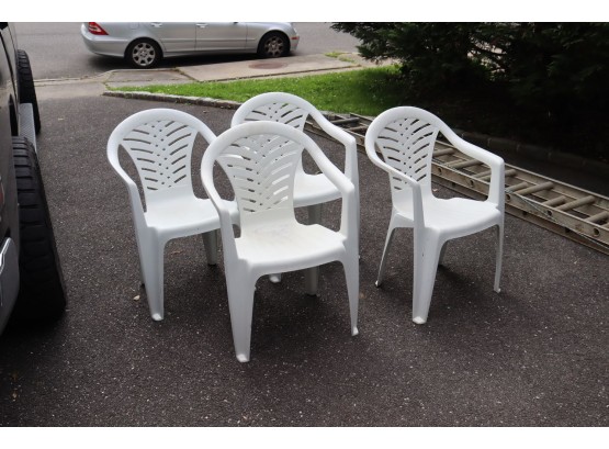 White Plastic Stacking Patio Outdoor Chairs