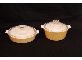 Vintage Covered Yellow Corning Ware 8 1/2 Skillet  1 3/4 Qt.