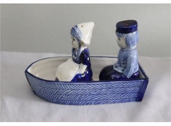 Vintage Hand Painted Delfts Blue  Salt And Pepper Shakers In Boat