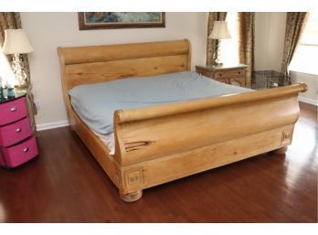 Wooden King Size Sleigh Bed W/ Mattress