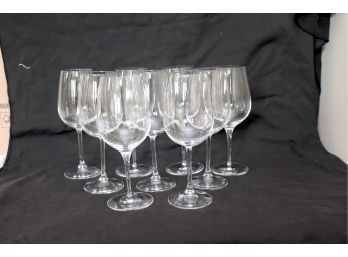 9 Wine Glasses. (G-2)