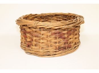 Vintage Round Basket (B-1)