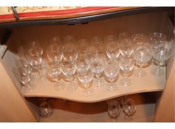 ASSORTED WINE GLASSES (G-4)