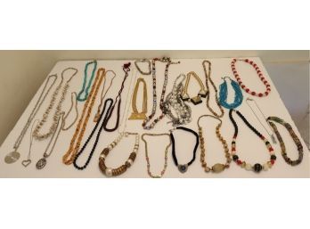Vintage Necklace Lot  (J-13)