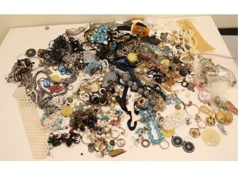 10.5 Lbs . Assorted Jewelry Repair Craft Lot. (J-5)