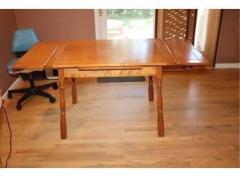 Vintage Wooden Expandable Dining Kitchen Table