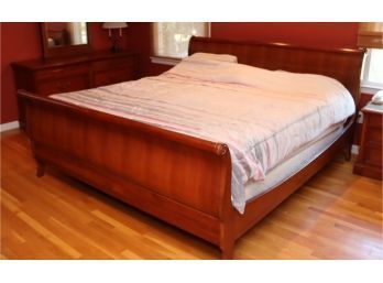 Ethan Allen King Size Sleigh Bed
