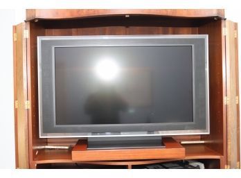 Sony KDL-40XBR4 40' 16:9 BRAVIA XBR LCD 1080p HDTV Flat Panel Television