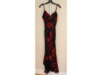 Sue Wong Black Dress With Red Flowers And Beads Sz. 4. (R-47)