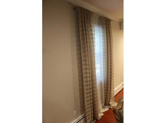Curtains (L-24)
