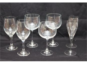 Assorted Wine Glasses. (L-43)