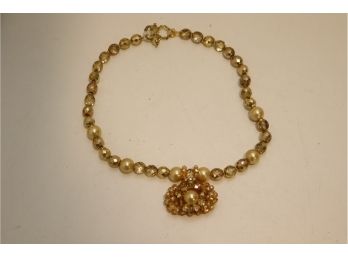 Vintage Gold Bead And Pearl Necklace. (J-16)