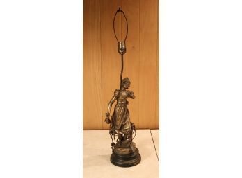Vintage French Sculpture Les Favoris Par Aug. Moreau Table Lamp. (M-90)