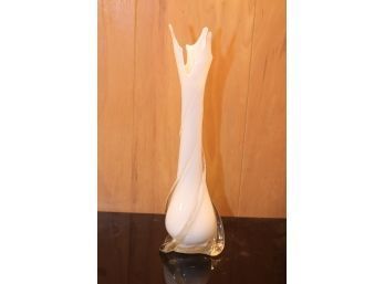 Vintage White Murano Art Glass Vase (M-31)