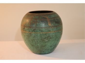 Vintage Vase (P-24)