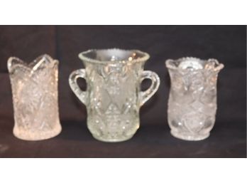 Set Of 3 Vintage Glass Vases. (g-2)
