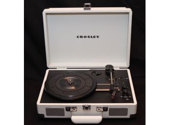 Crosley Cruiser Deluxe Stereo Turntable - White (CR8005D-WS)