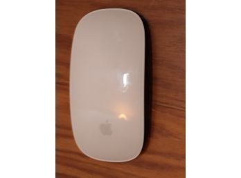 Apple Magic Mouse 2 A1657 Wireless Mouse - White. (N-31)