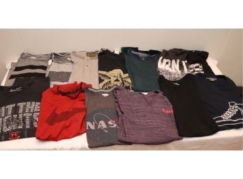 Assorted Boy's T-shirt Lot (T-24)