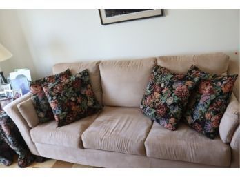 Set Of 4 Floral Throw Covered Pillows (S-102)