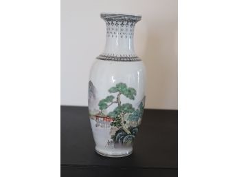 Vintage Chinese Vase (S-6)