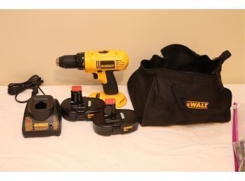 DEWALT 18v 1/2' Drill Driver DC970 With Batteries And Charger
