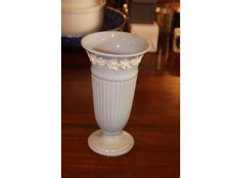 Vintage Wedgwood Blue Vase Made In England (G-25)