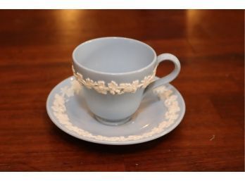 Vintage Wedgwood Tea Cup And Saucer (g-43)